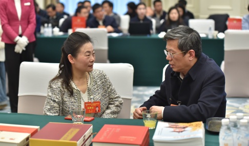 “委员·局长面对面”现场咨询交流活动（二）